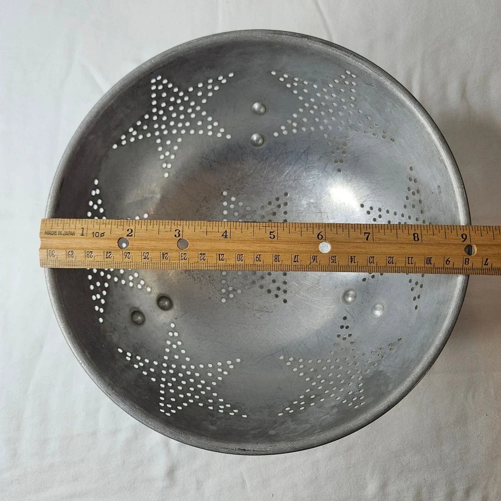 Vtg‎ Aluminum Star Pattern Footed Colander Strainer 9 Inch Silver Farmhouse